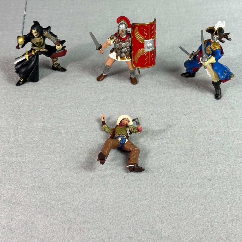 Lot of  Papo & Schleich Mixed Figures